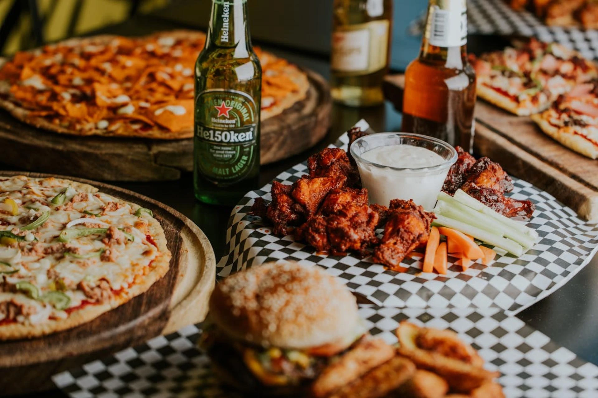 The Ultimate Guide to Pub Food: Best Bites, flavors & Tipsy Pairings