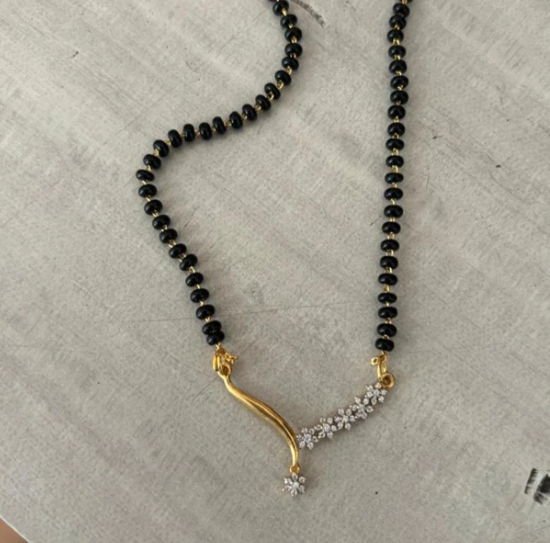 Exploring Traditional Mangalsutra Designs: Marathi, Tanmaniya, Turvi