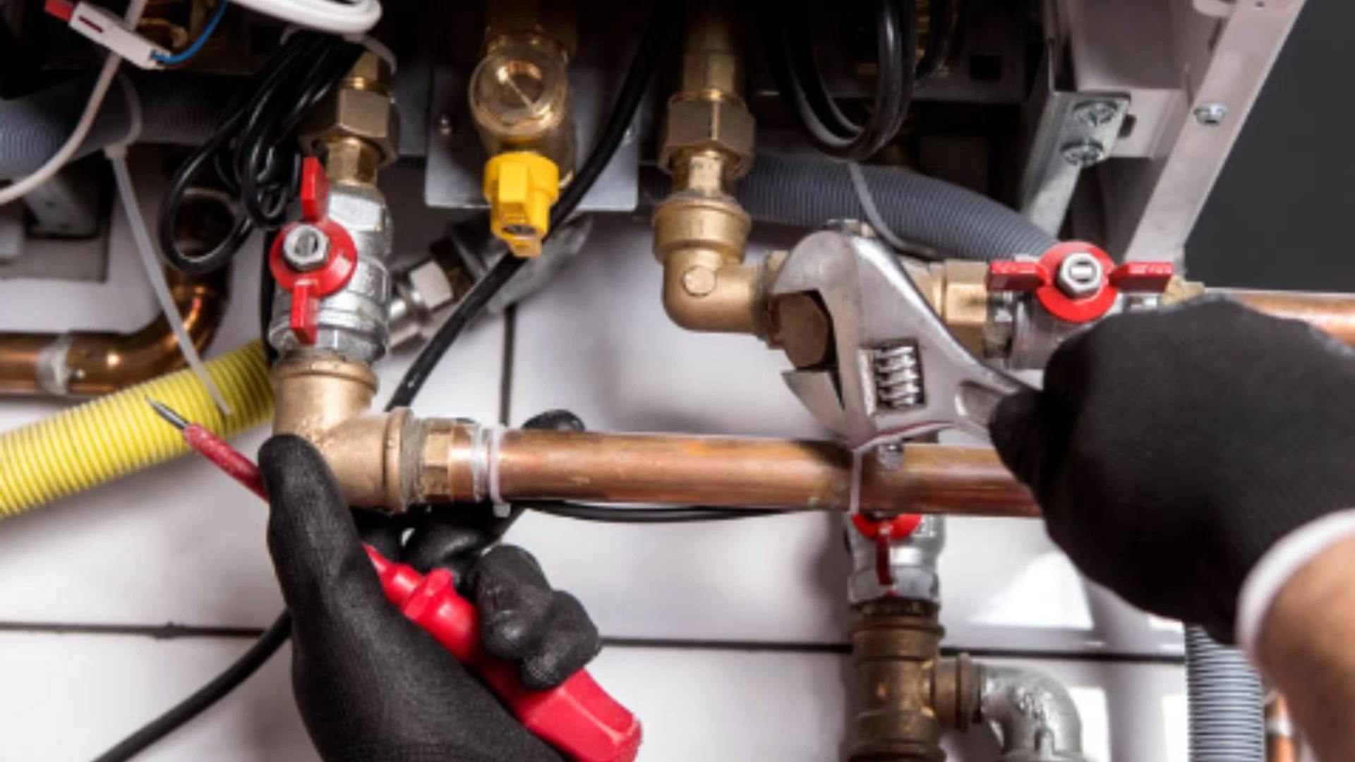 Why Regular Gas Boiler Servicing Pays Off in Worcester