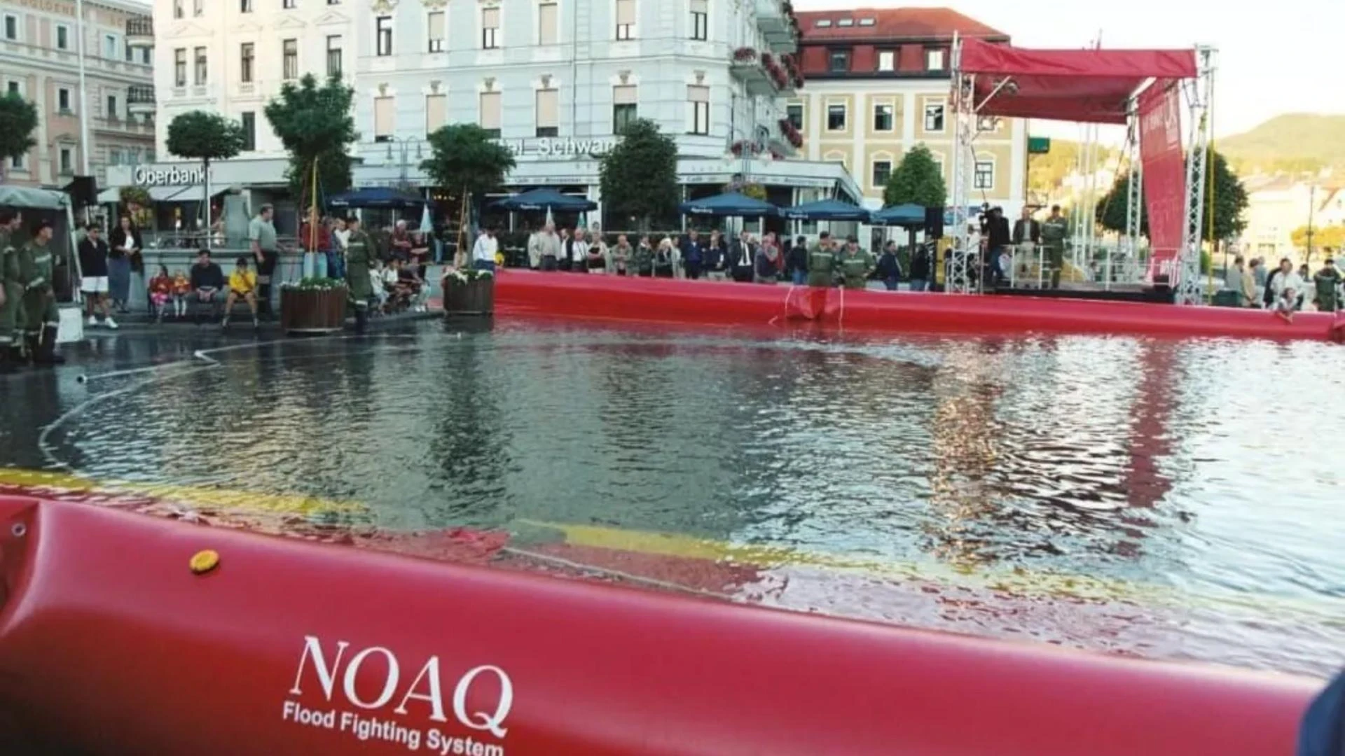 How Do Innovative Flood Defense Tools Reduce Flood Damage Risk?