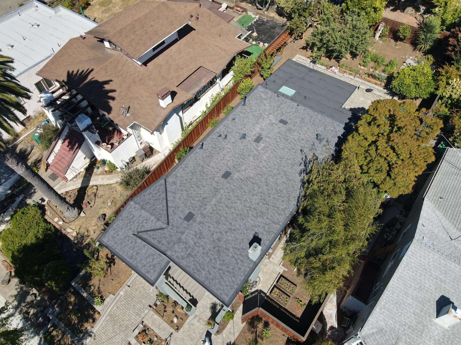 Your Roof’s Fall Finale: November Maintenance Checklist Before the Winter Rains Hit 