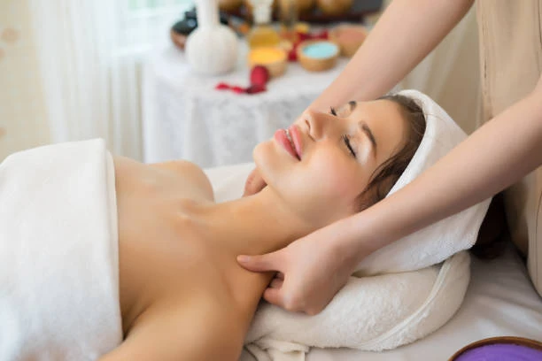 Lymphatic Drainage Massage for Post-Workout Recovery Support