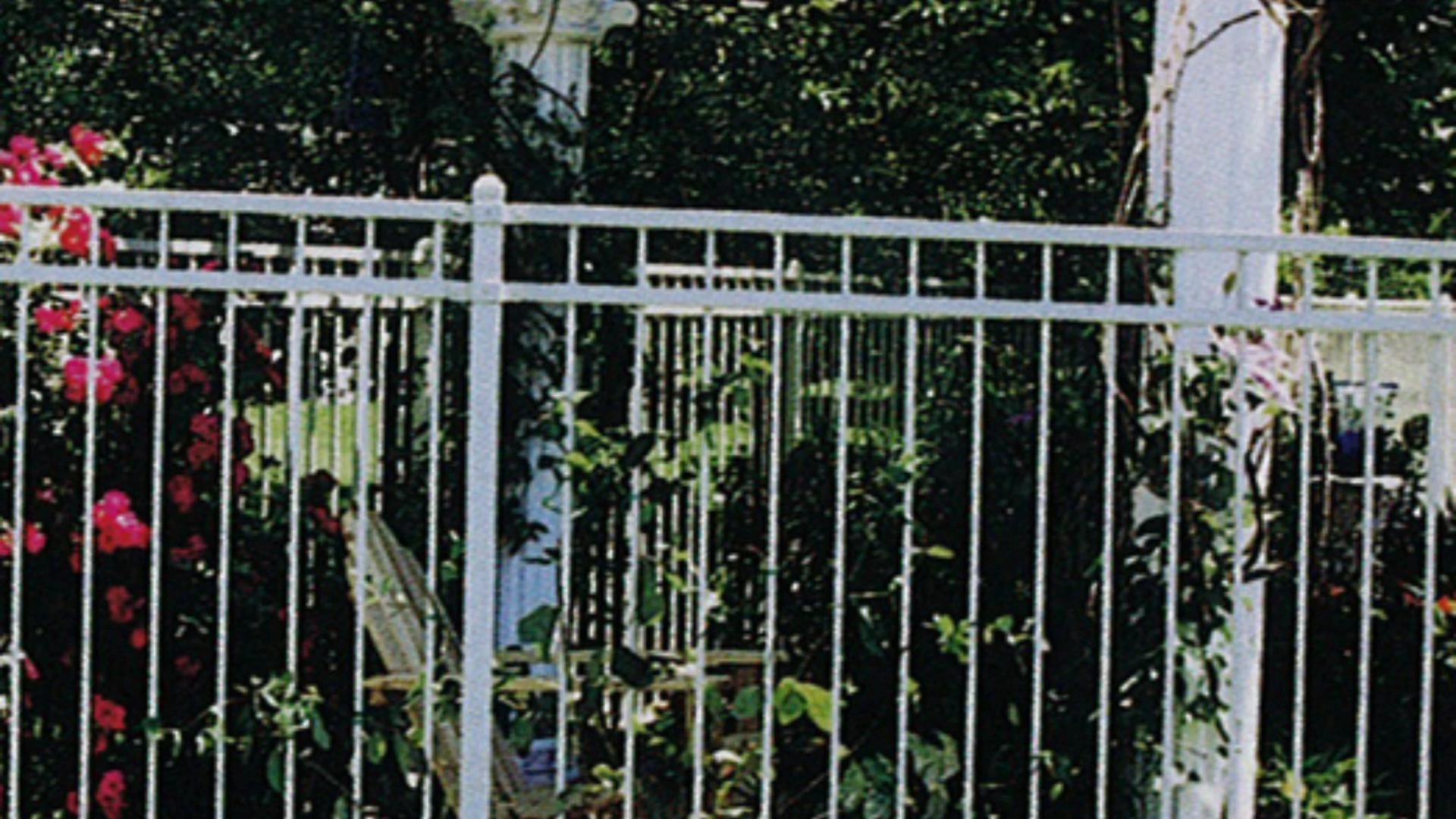7 Reasons Your Staten Island Home Needs Professional Fence Installation