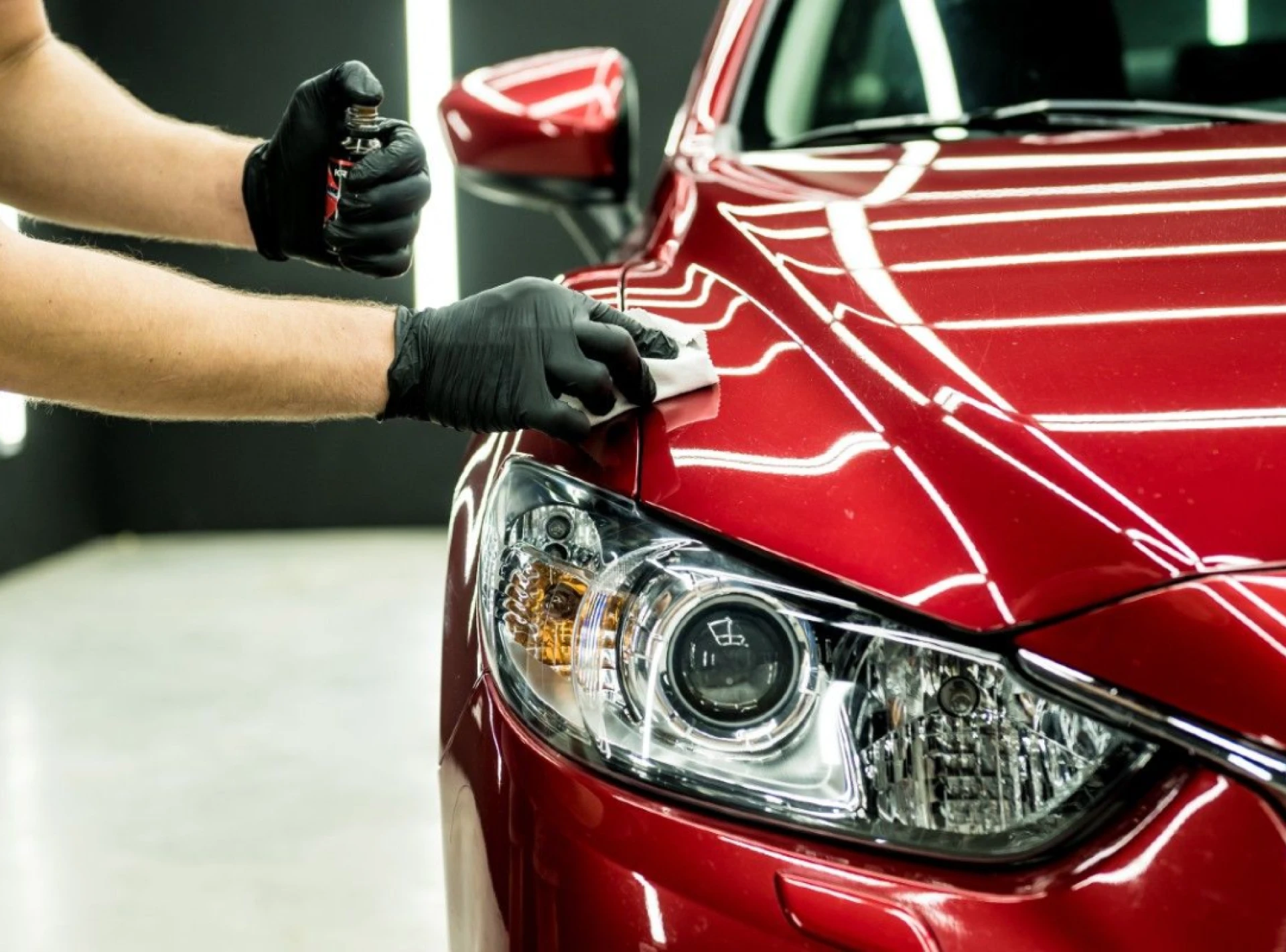 How Ceramic Coating in New Delhi Works: A Detailed Guide for Car Owners