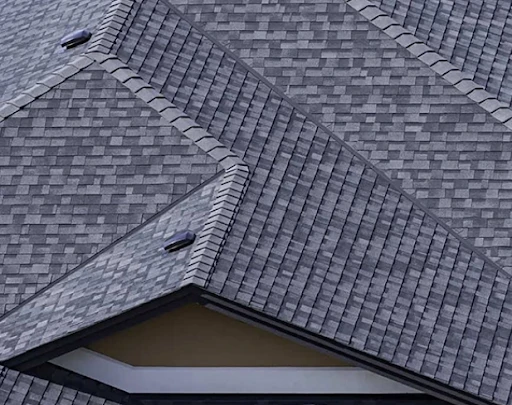 Your Complete Guide to Finding the Best Roofing Contractors