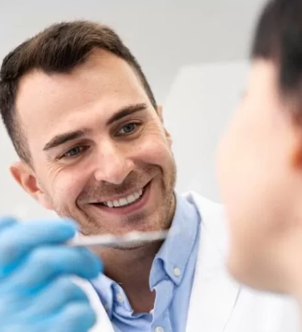 Restore Your Smile in Abu Dhabi with High-Quality Dentures