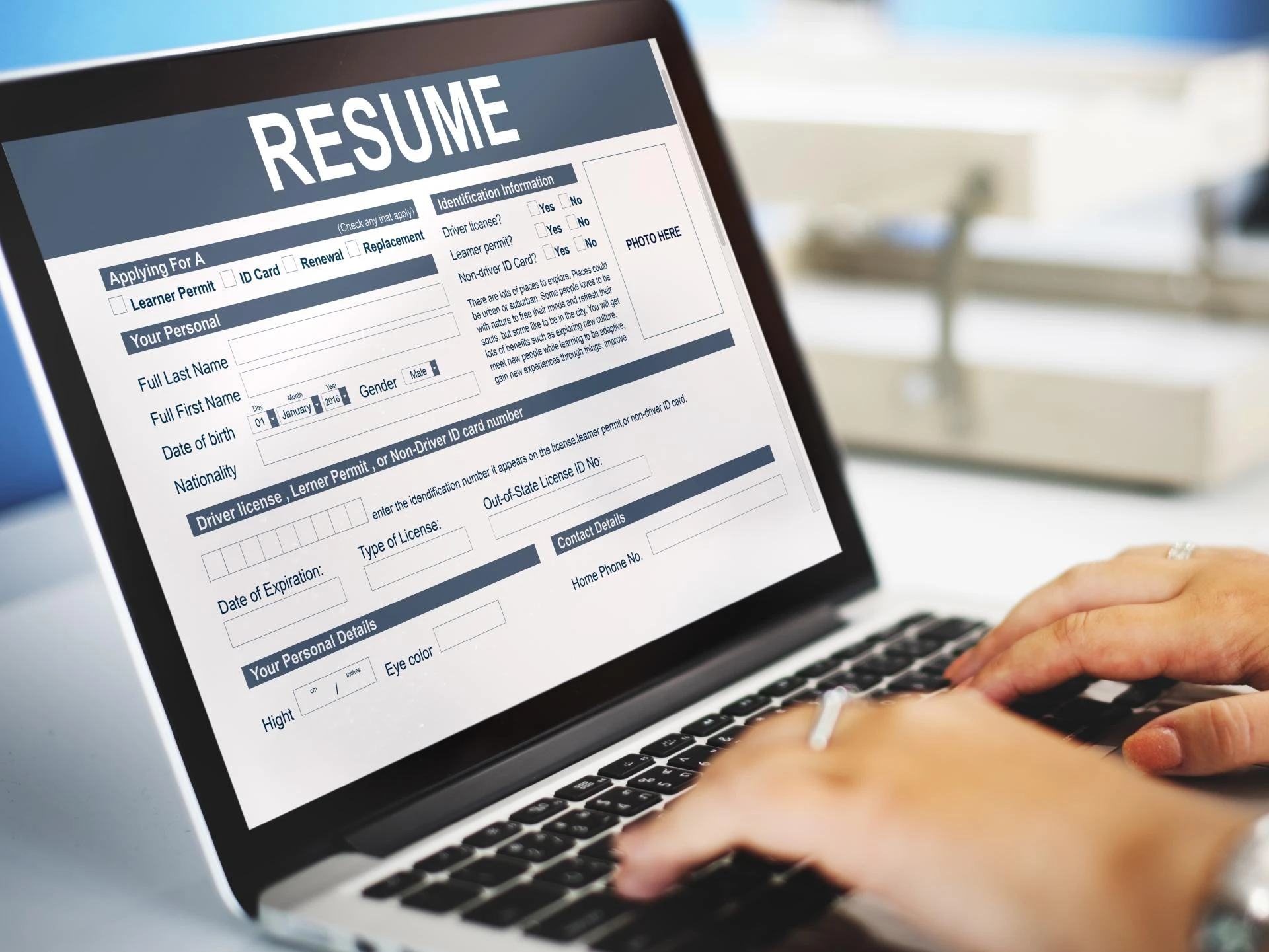 Top 10 Resume Mistakes That Keep You Out of the Interview Room and How an ATS Resume Expert Fixes Them