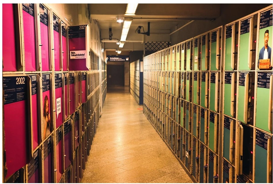 Elegant Wooden Lockers: The Perfect Blend of Security, Style, and Functionality
