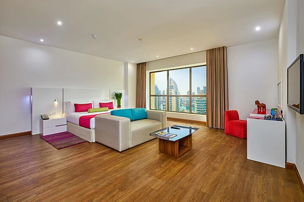 Exploring Top Venues Near Ramada Jumeirah for Weddings & Dining 