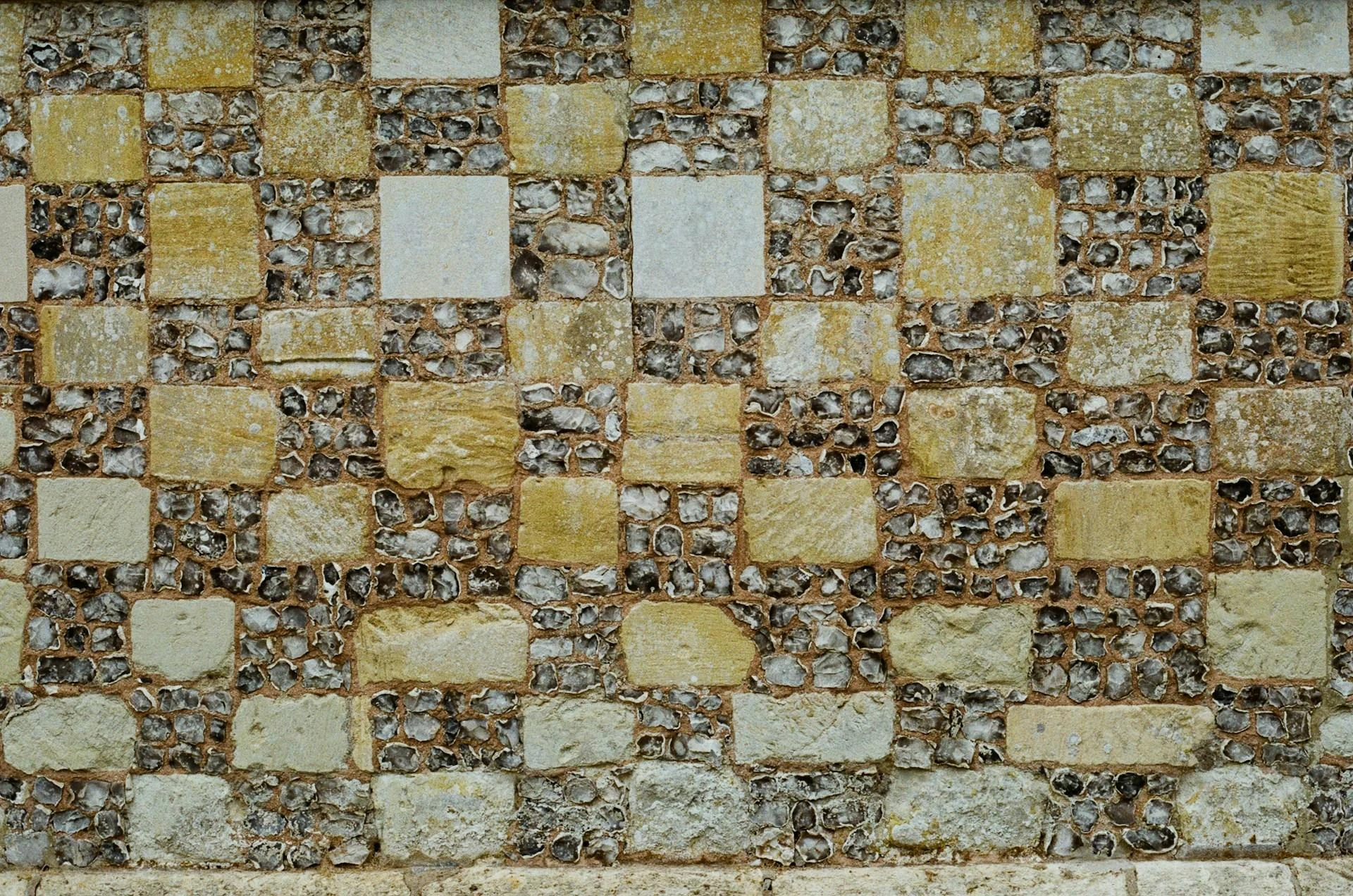 The Role of Limestone, Natural Stone Veneer, and Faux Stacked Stone in Today’s Canadian Home Renovations