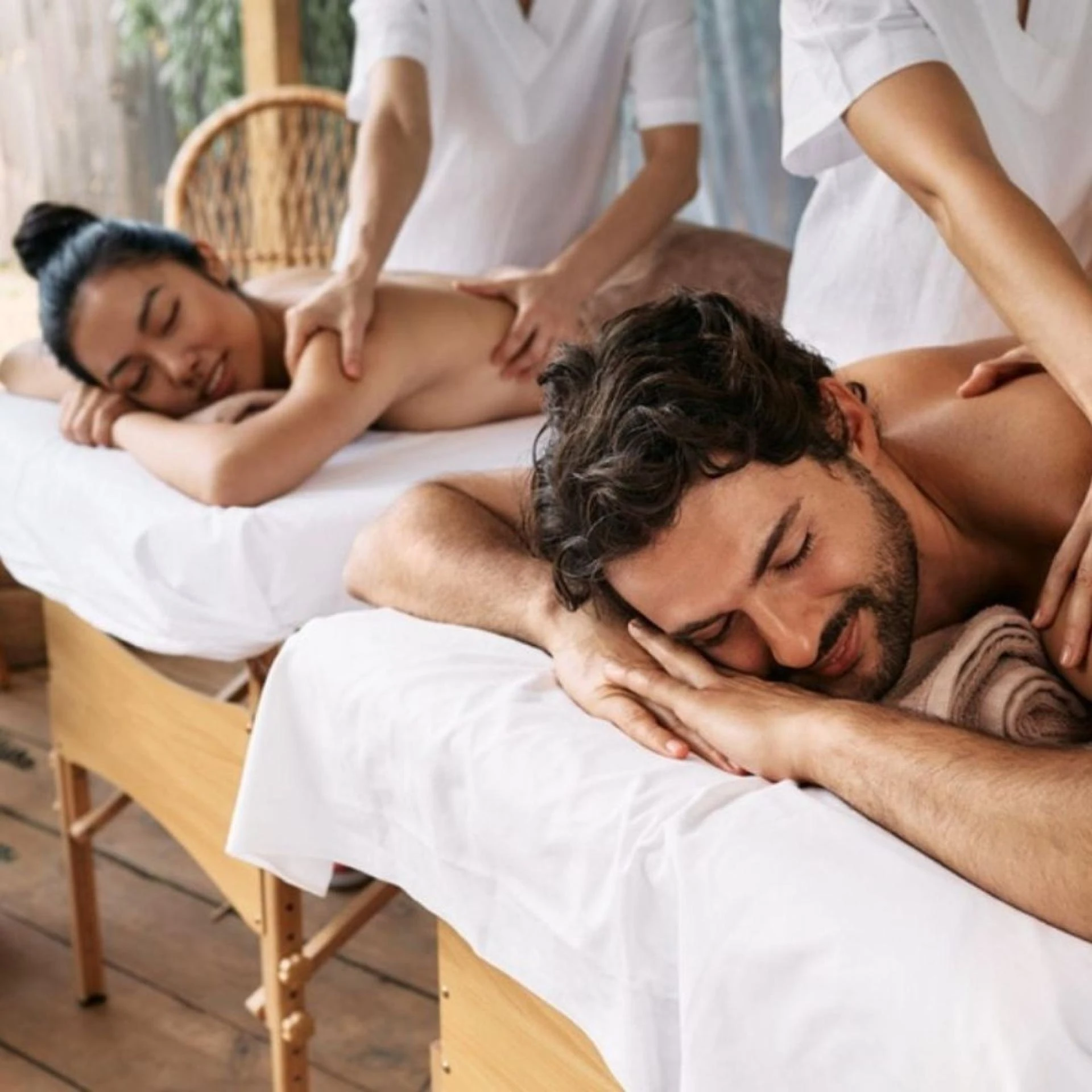 How to Choose the Best Couples Massage NYC Offers for a Relaxing Date Experience