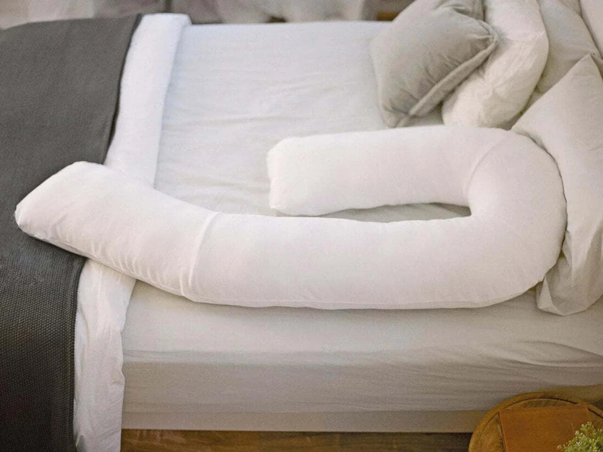 Everything You Need to Know about Memory Foam Body Pillows