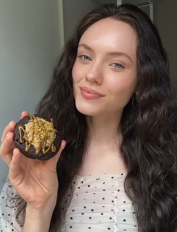 Discover Izzy’s Kitchen: Where Baking Meets Simplicity and Joy