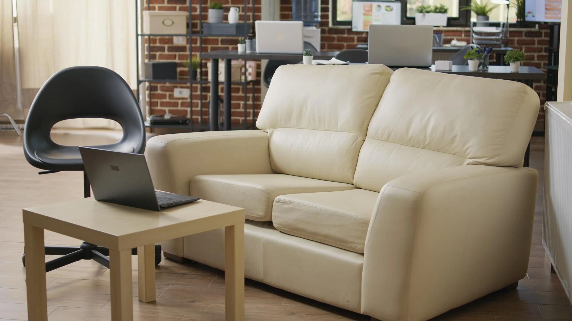 Modern Office Sofas in Dubai for Comfort, Style, and Productivity