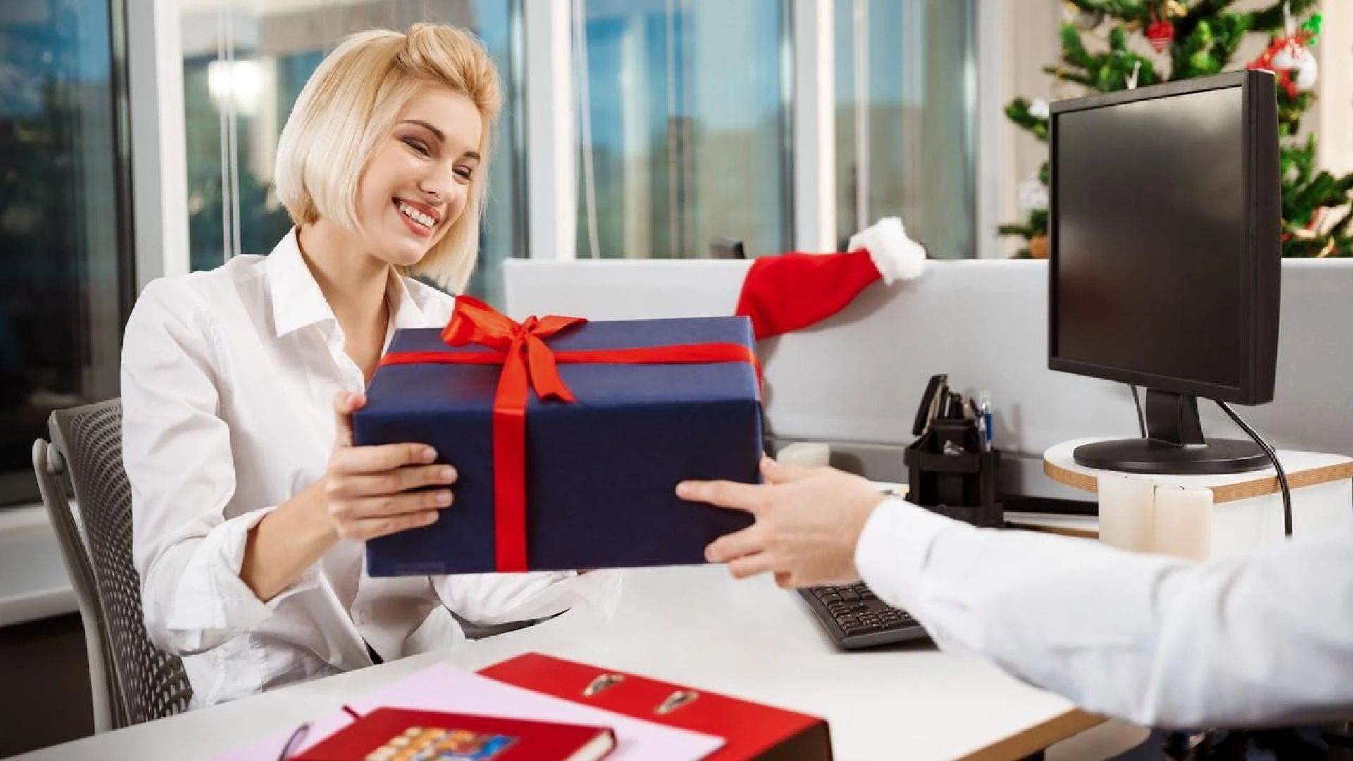 Why Are UAE Companies Prioritizing Sustainable Corporate Gifts Suppliers in 2026?