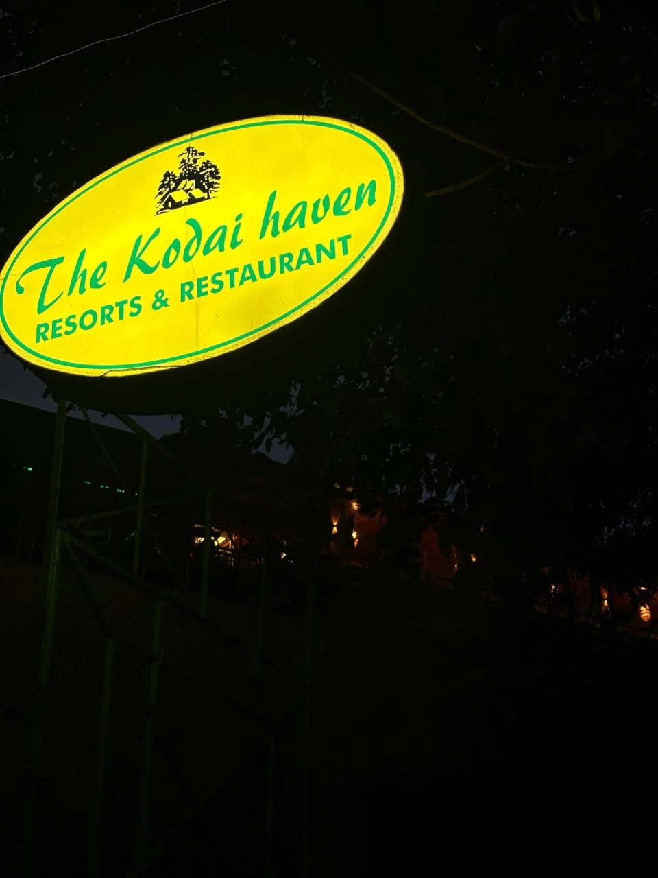 Stay in Comfort & Style: Discover Mountain Valley View Rooms Kodaikanal