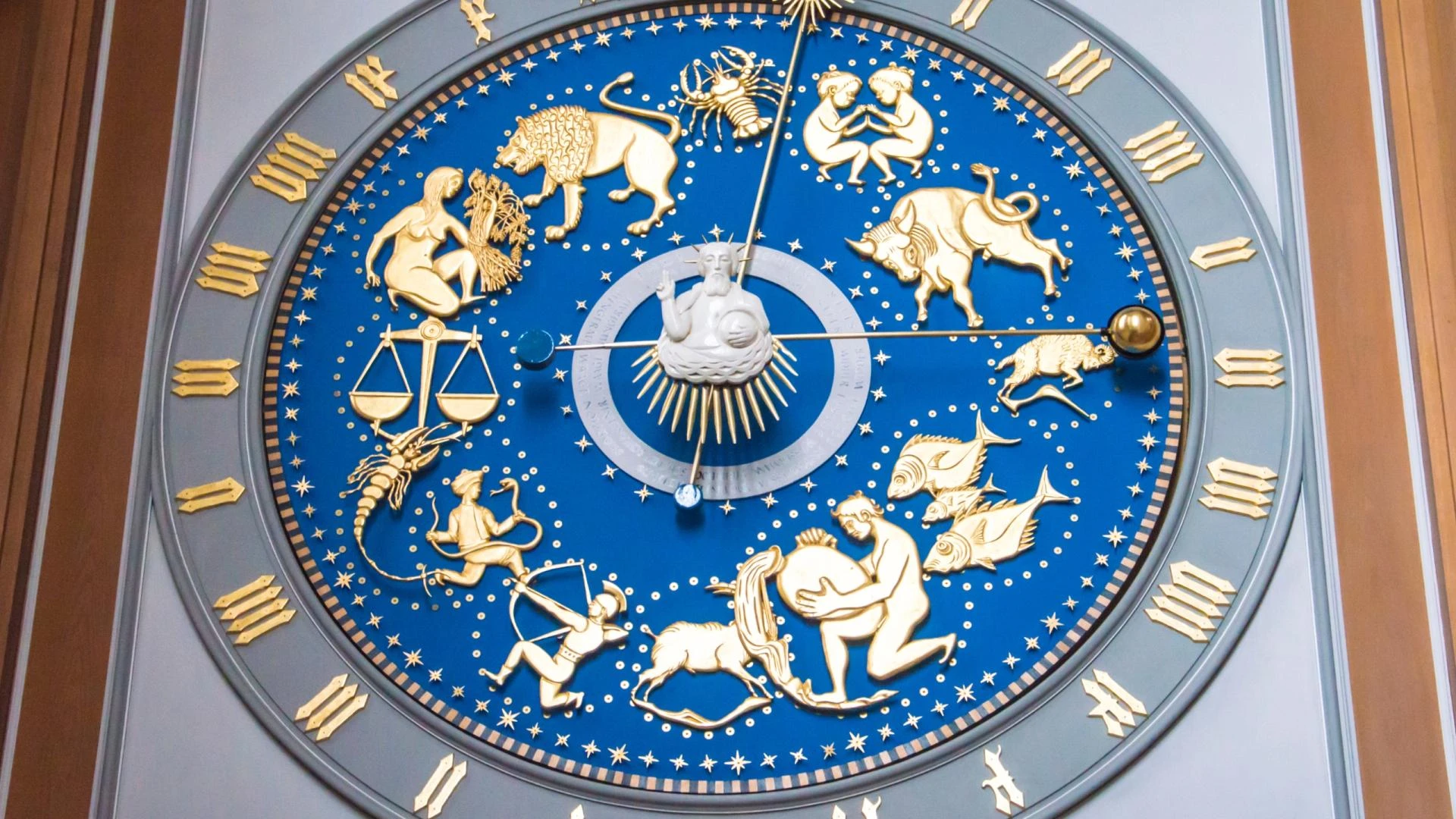 How the Best Astrologer in Ahmedabad Helps with Marriage & Relationship Issues