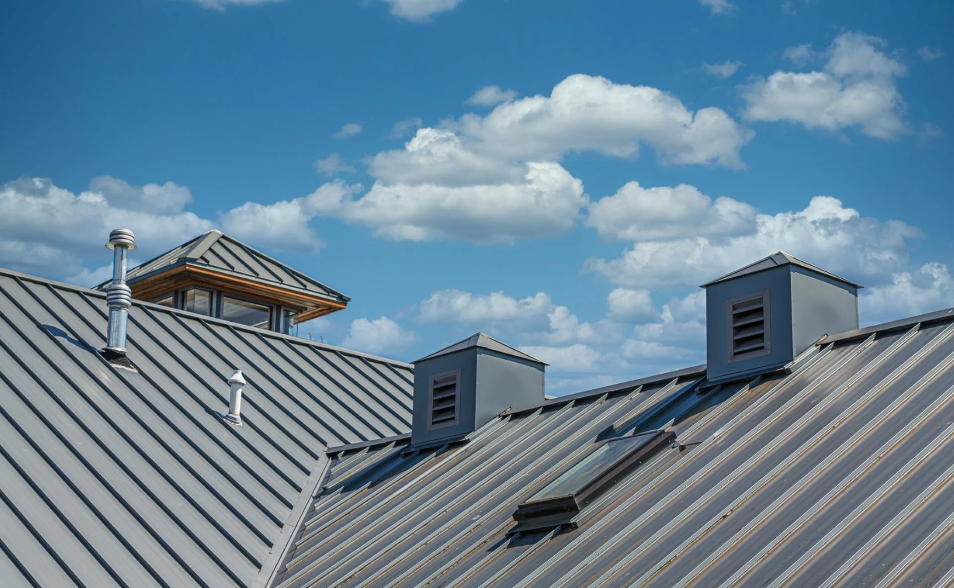 Why Choose Professional Roofing Companies in Vero Beach, Florida?