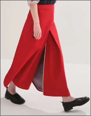 Elevate Your Rainwear with BYBROWN’s Weatherproof Sustainable Skirt