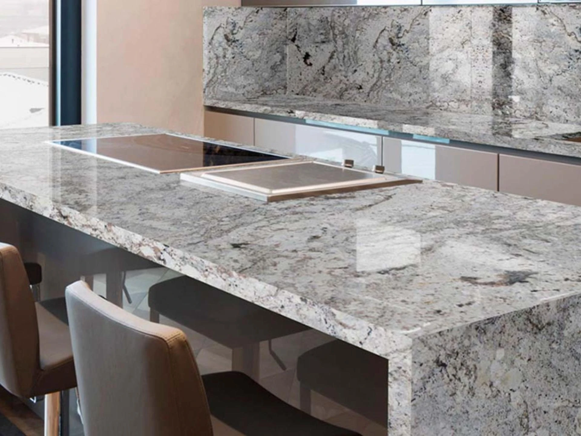 Trusted Quartz Suppliers in Maple Grove & Premium Quartzite Countertops in Minneapolis – Primus Surfaces