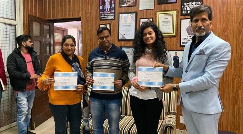 Top 7 Benefits of Joining Personality Development Classes for Students and Professionals