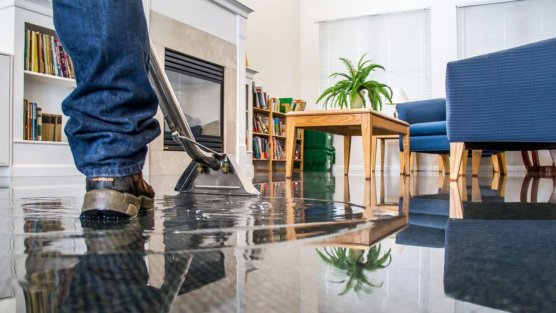 Best Water Damage Restoration Services for Palmdale Homes
