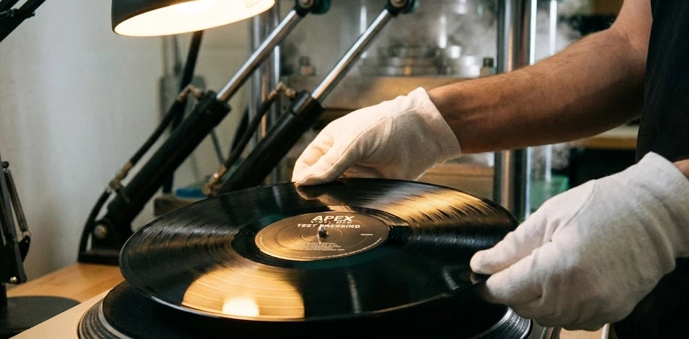 Understanding Custom Vinyl Pressing: Quality, Costs, and Timeline Explained