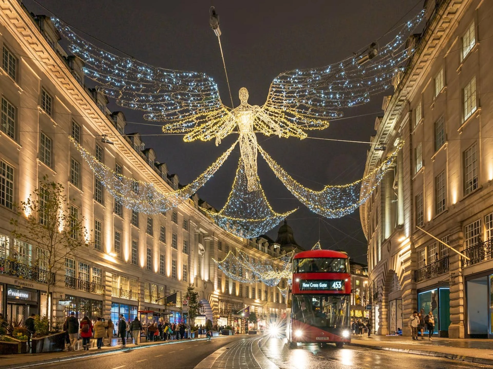 How to Enjoy the Festive Season with Your Children in London