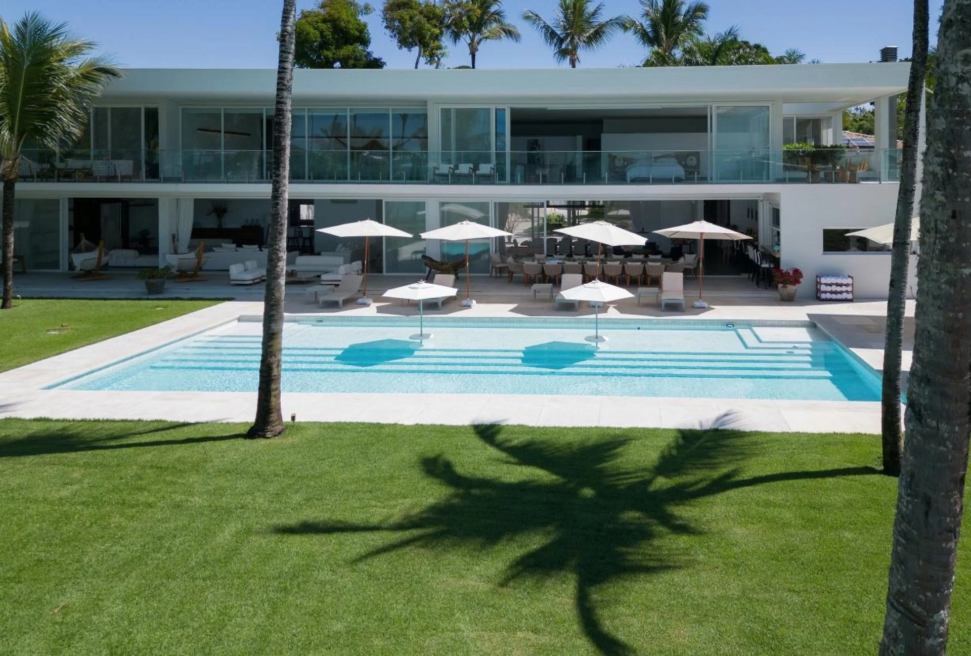 The Philosophy of Space: A Traveler's Enlightenment at Blue Bauhaus