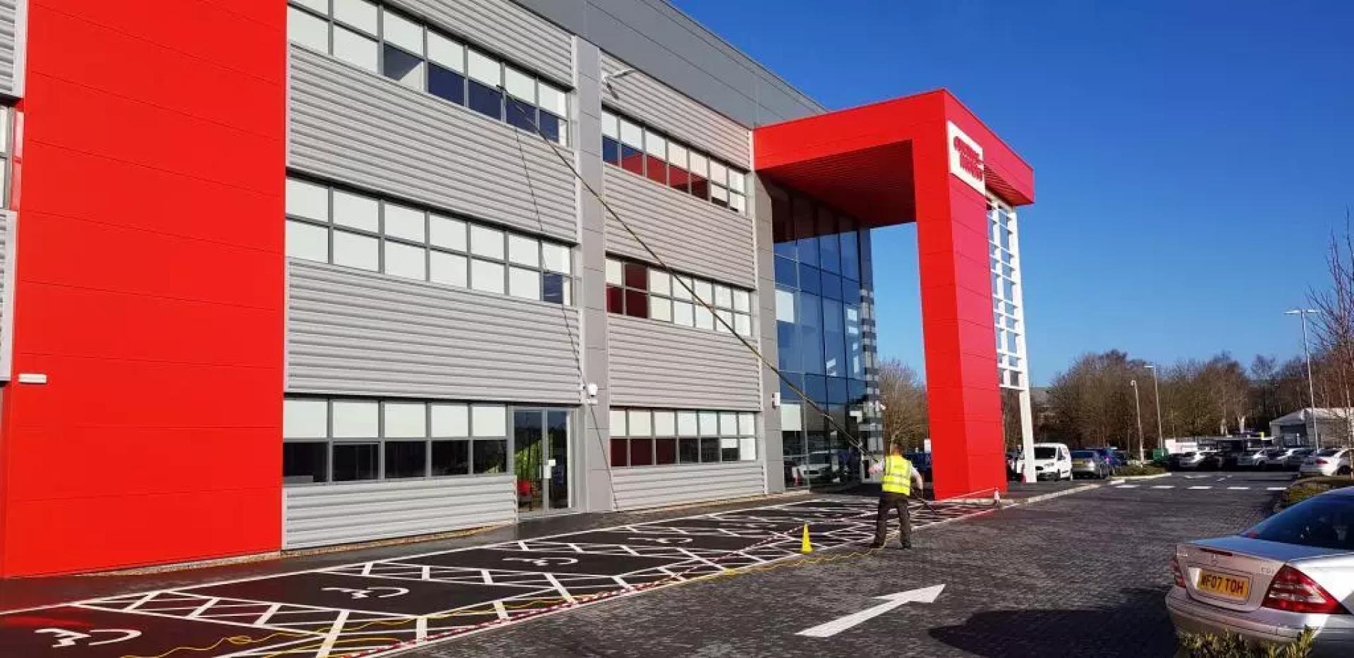 Benefits of Regular Commercial Window Cleaning