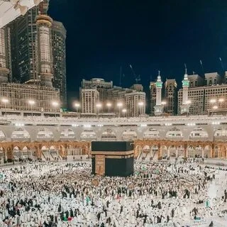 Affordable Umrah Packages 2026 USA - Cheap Umrah Packages 2026 with Crowne Travels