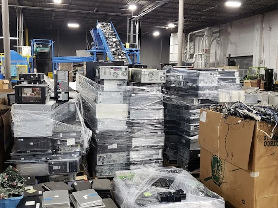 Maximizing Sustainability Through Professional Tech Disposal in Southern California