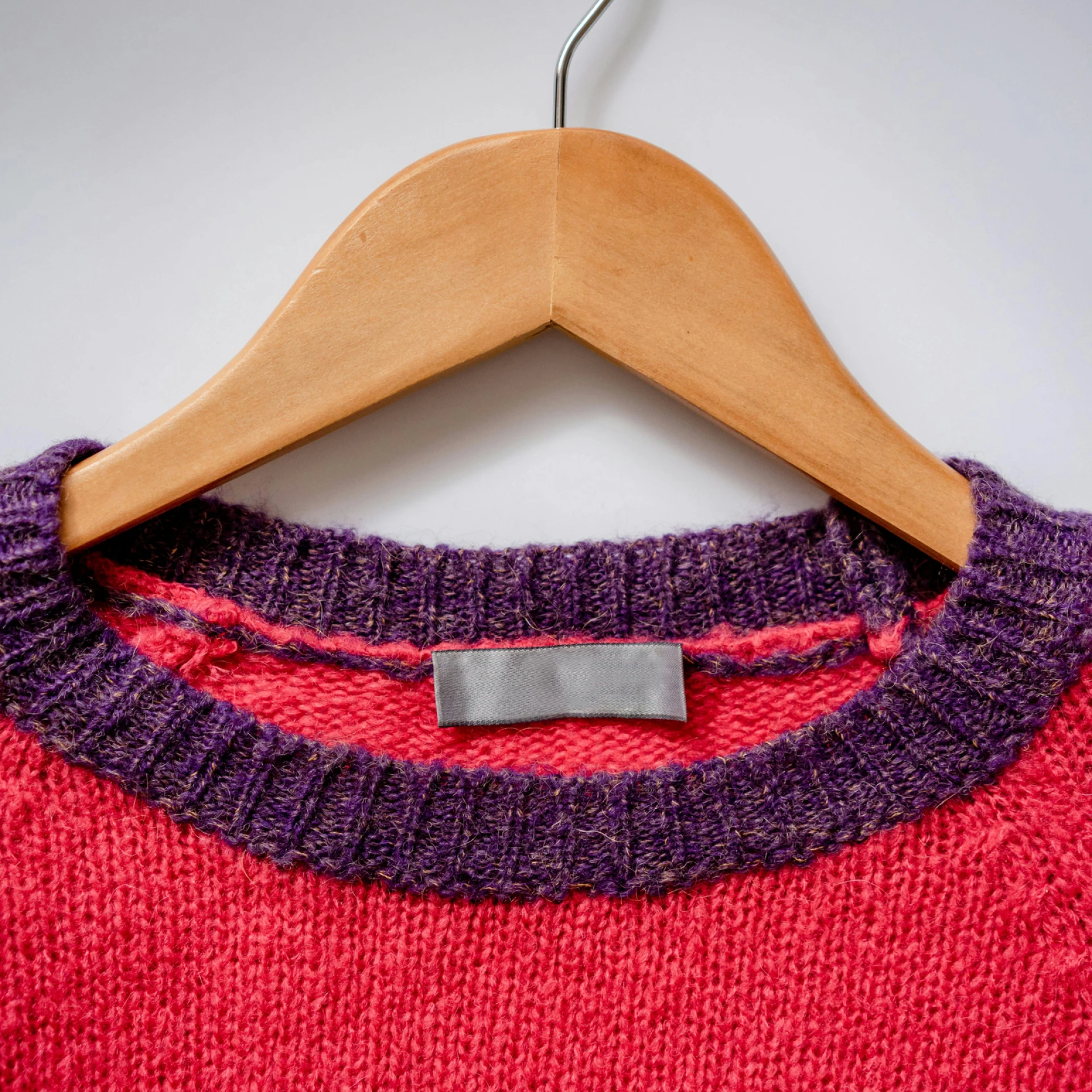 Butler Luxury Redefines the Best Suit Hangers for Men