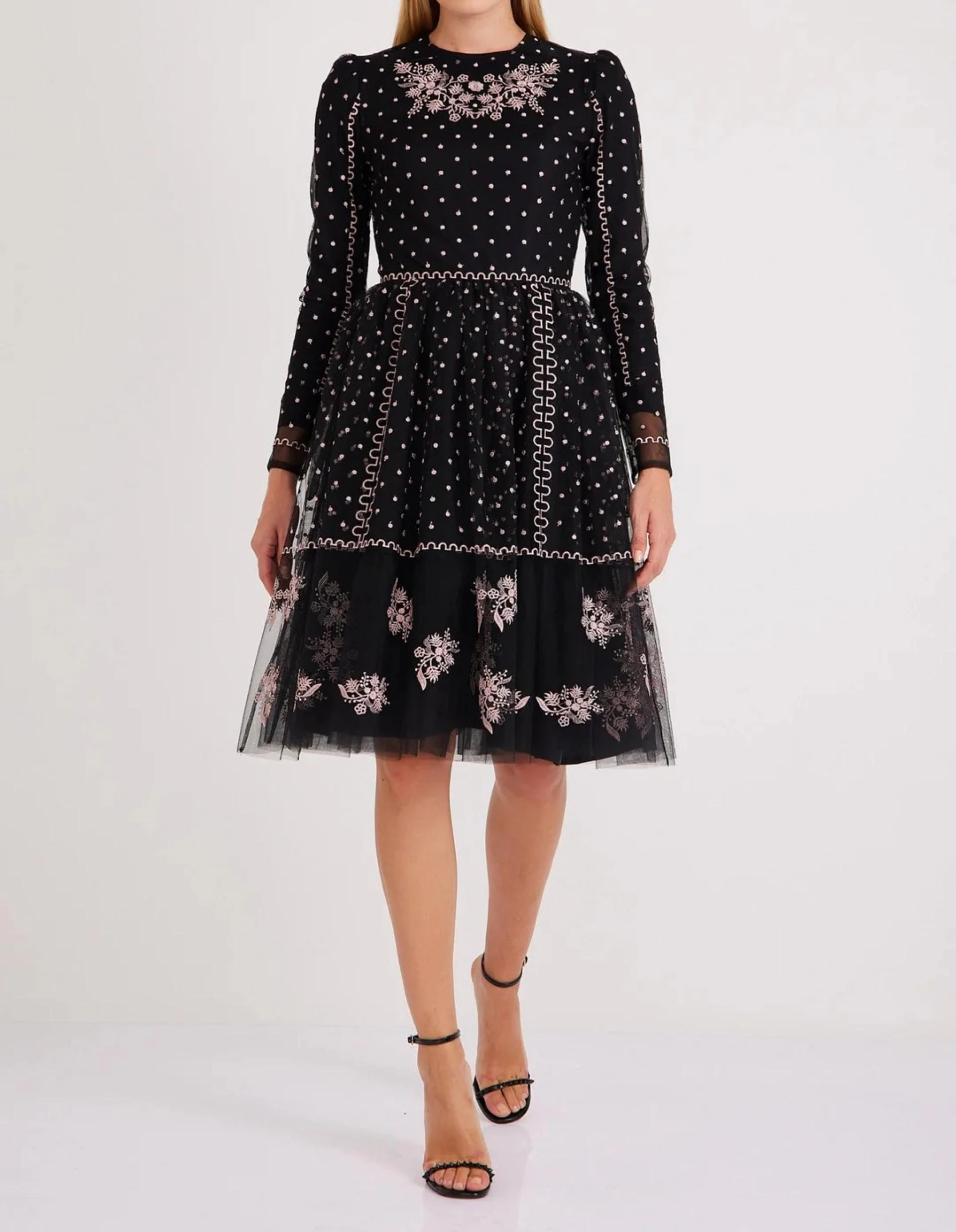 Why Women in Western Countries Love Midi Dresses: The Ultimate Wardrobe Staple