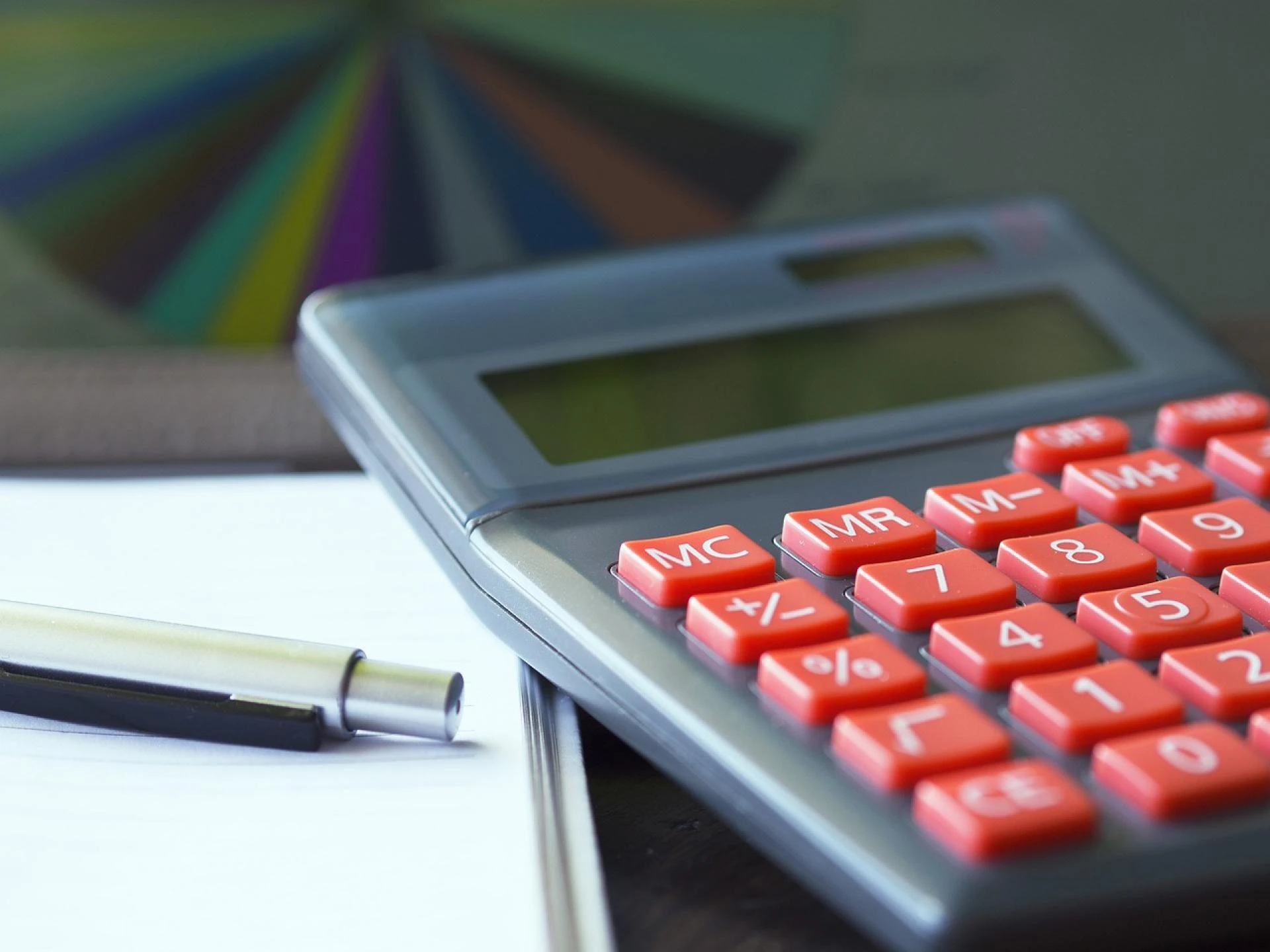 What are common bookkeeping mistakes law firms make?