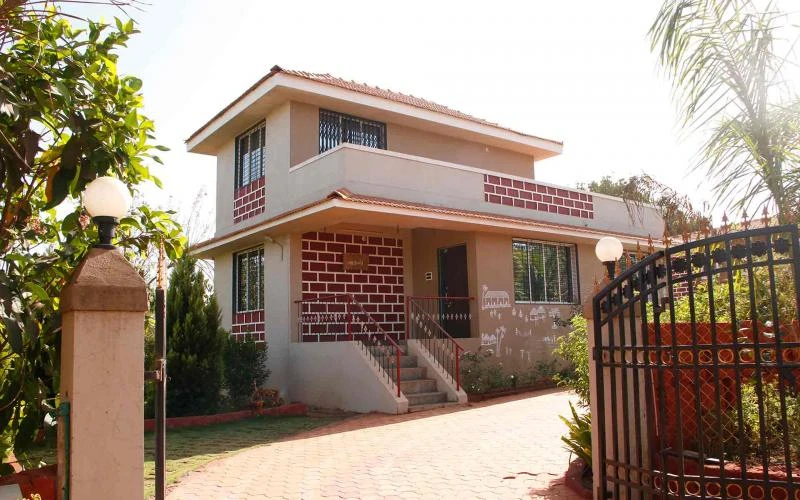 Luxury Bungalow Projects Near Mumbai for Premium Living