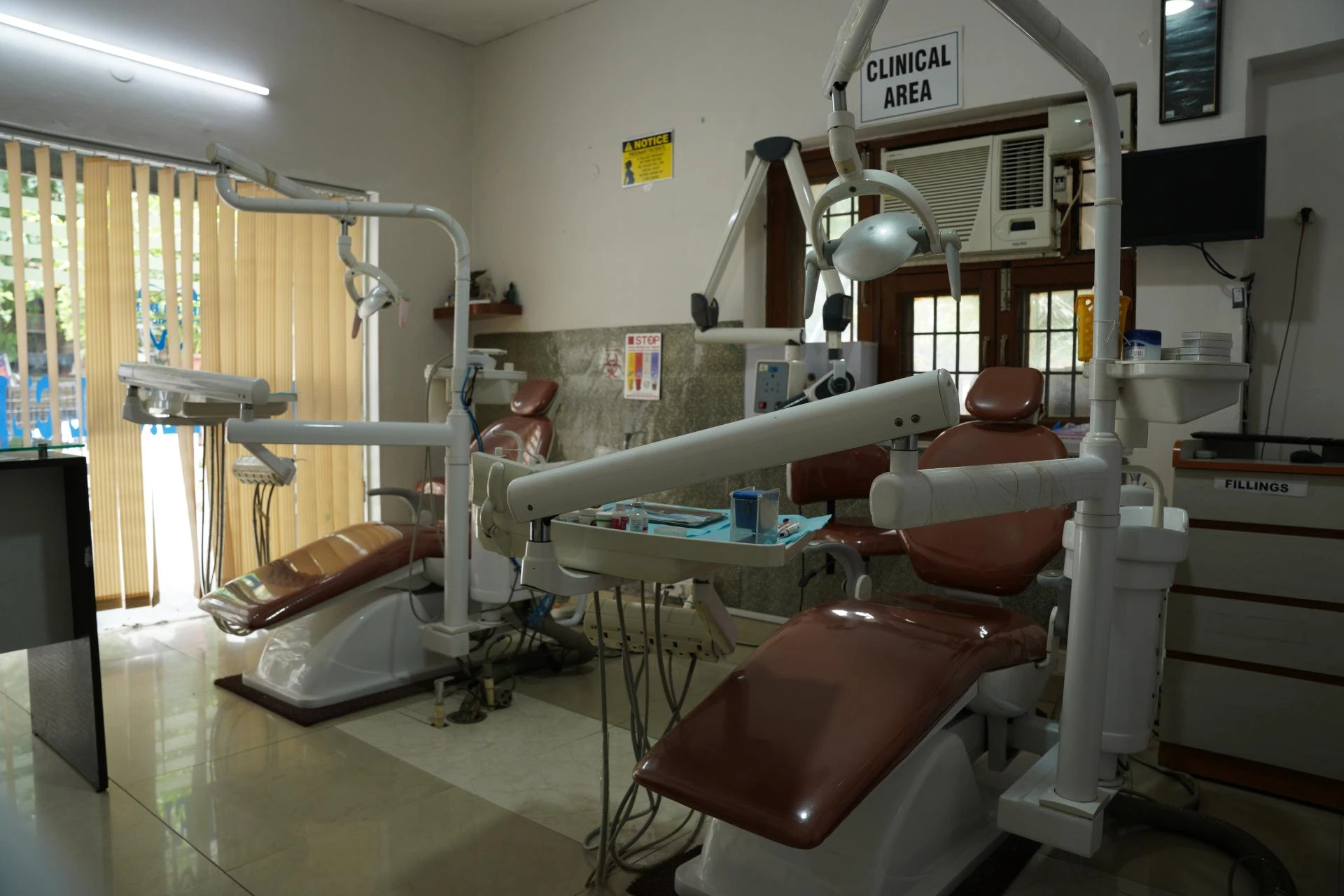 Looking for the Best CGHS Dental Hospital? Here’s What You Should Know