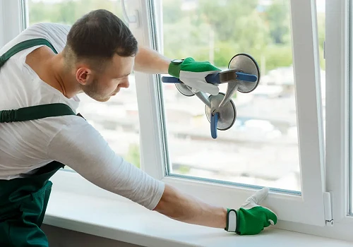 Signs You Need Window Glass Replacement Instead of Repairs