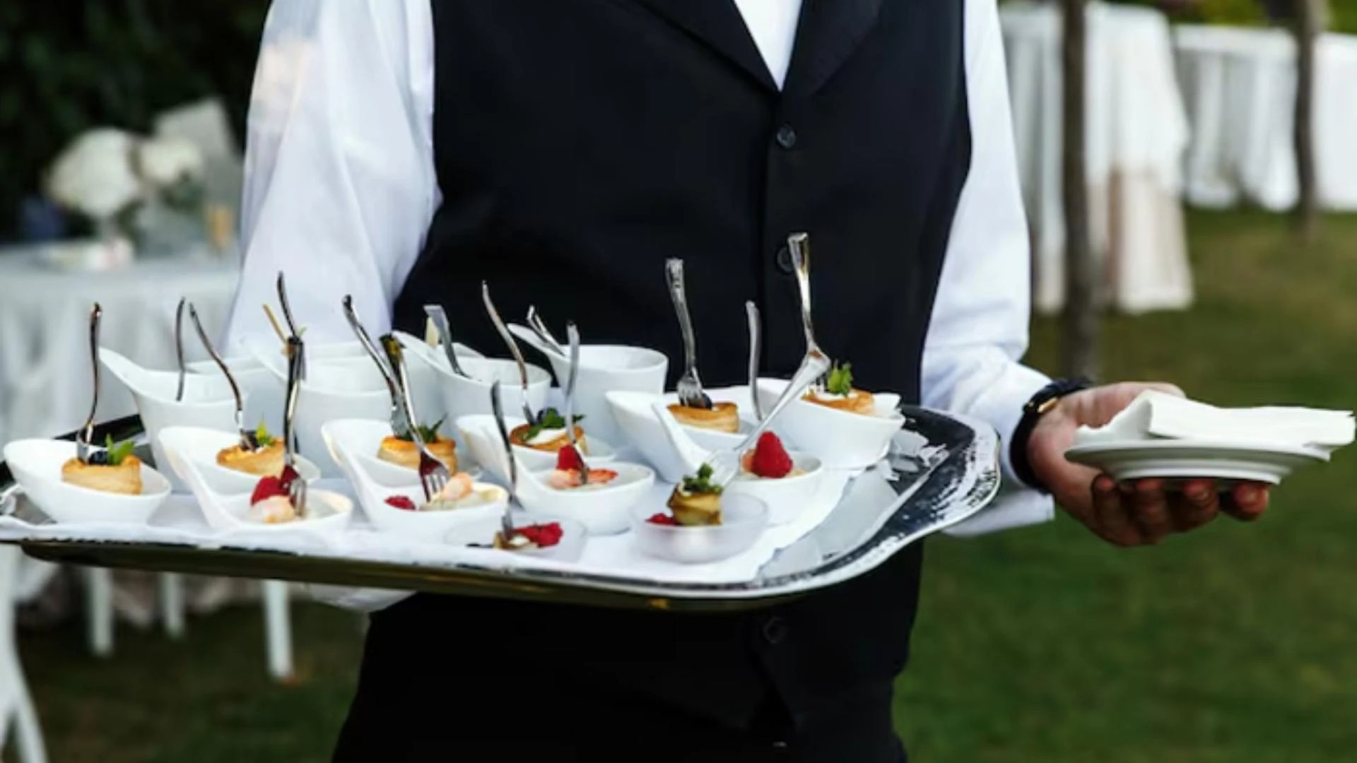 How Professional Event Catering Turns Ordinary Events Into Extraordinary Ones