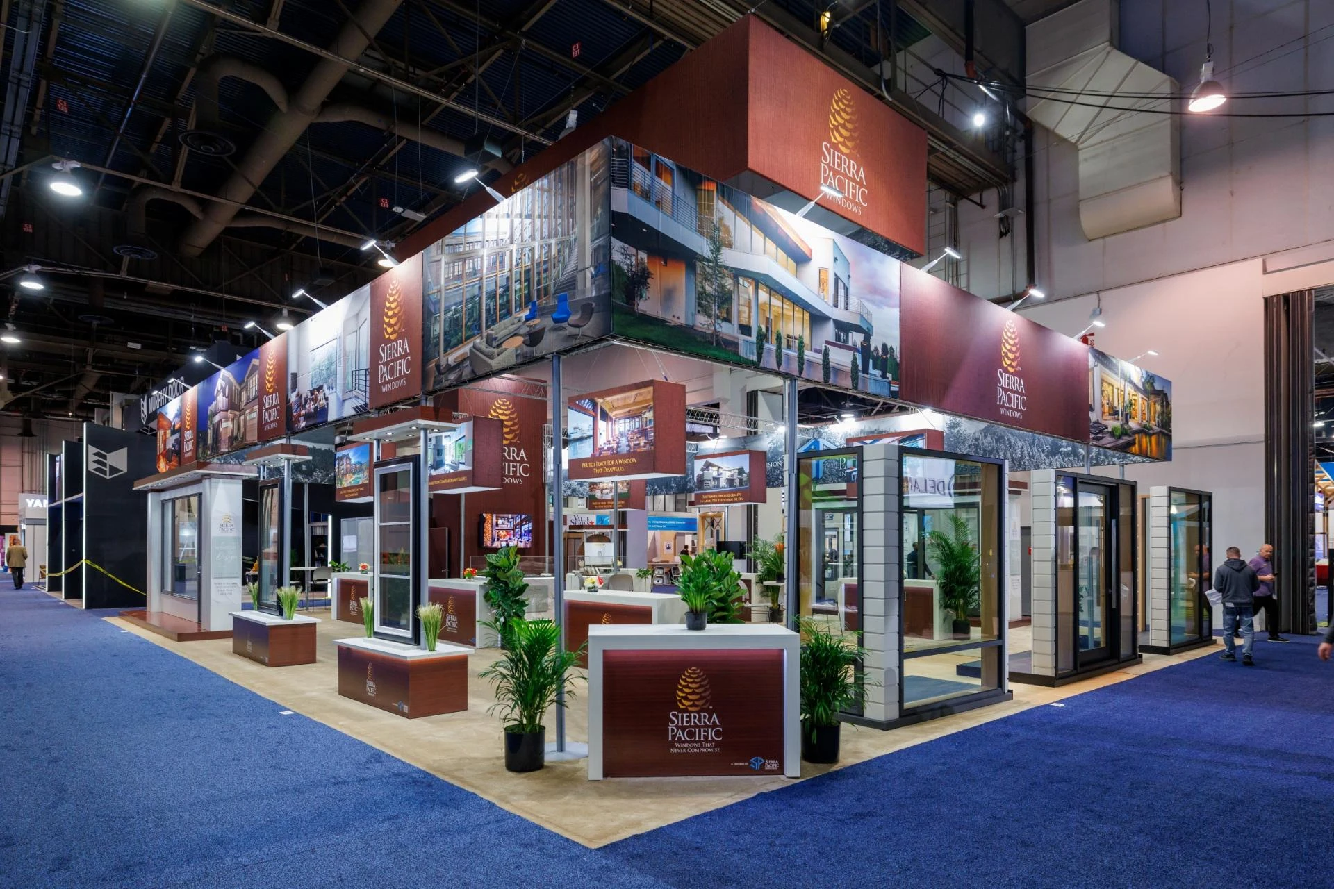 How to Stand Out at Major Trade Shows: Tips for Small and Moderate Budgets