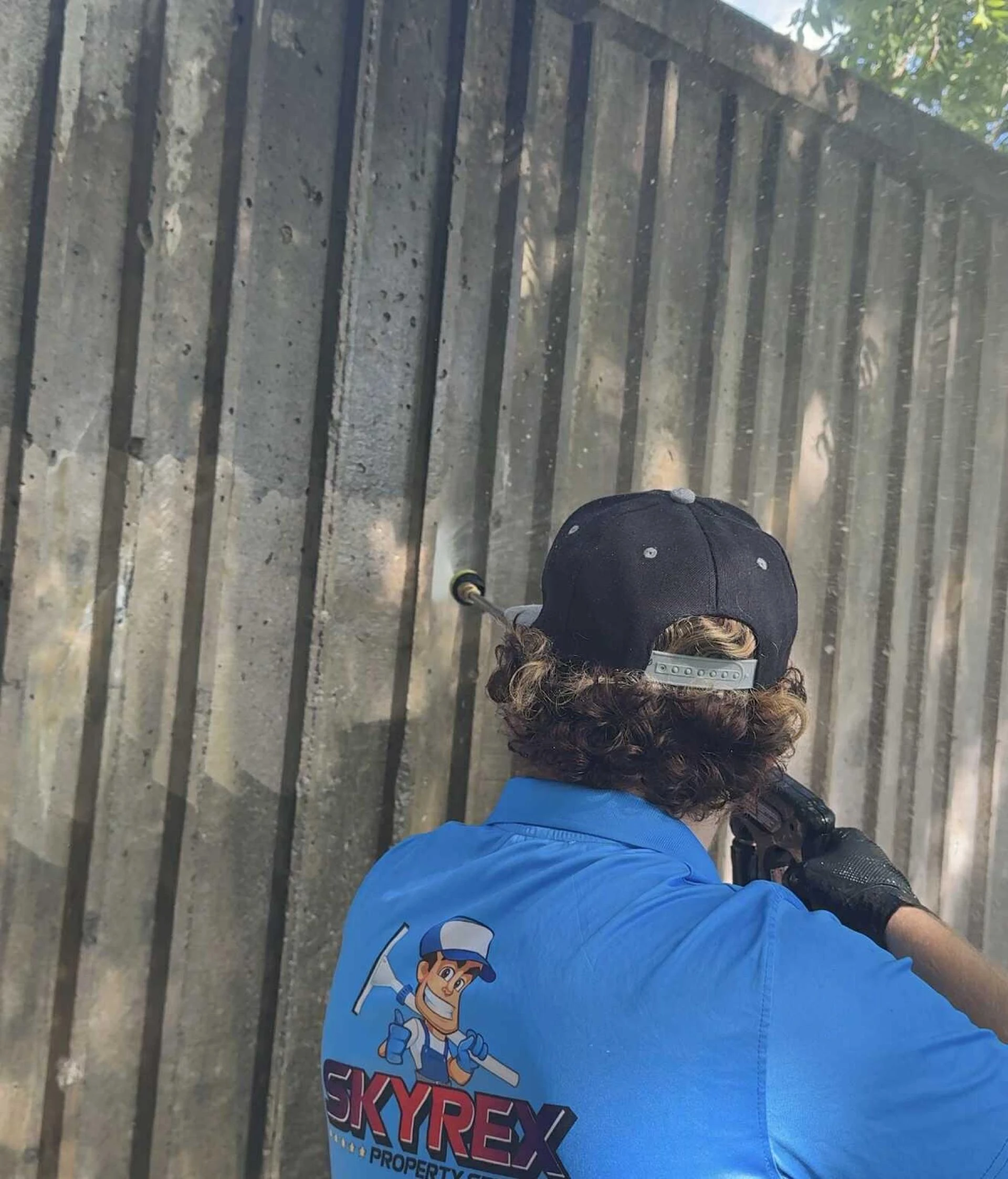 Commercial Pressure Washing Services in Mississauga