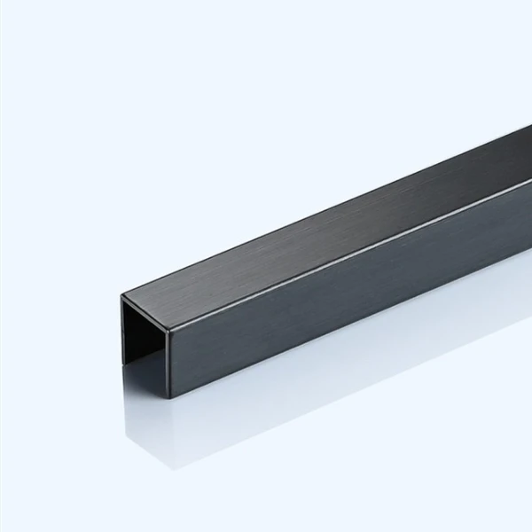 So sánh Nẹp U Inox 304, Nhôm và Nhựa: Đâu là lựa chọn "đáng đồng tiền bát gạo"?