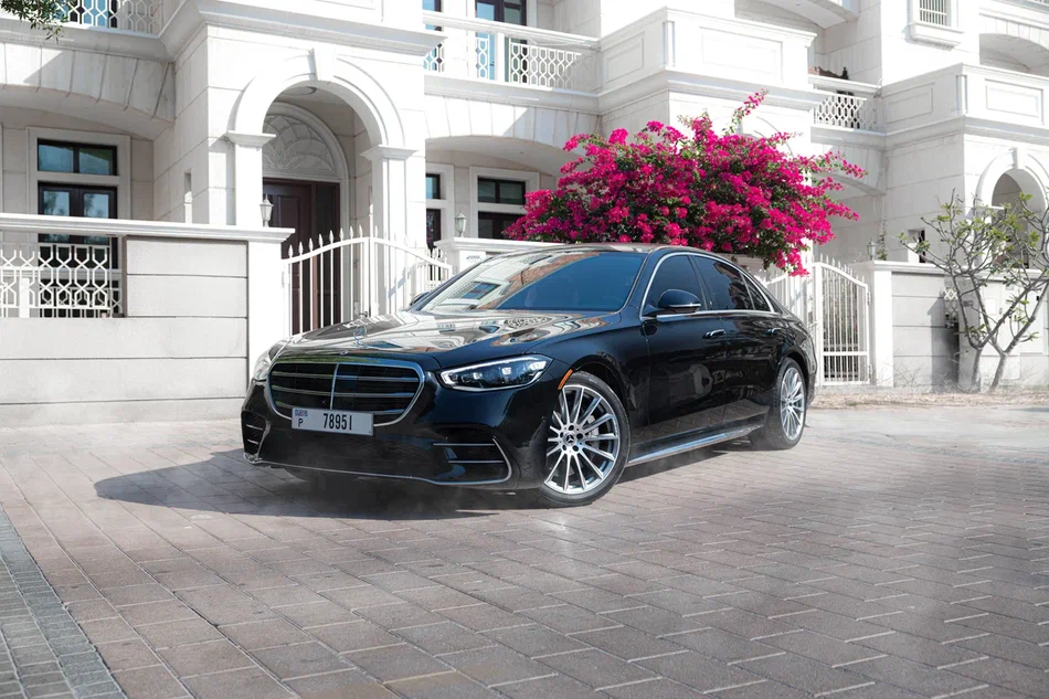 Rent Mercedes Benz Dubai – Luxury Driving Experience with Car Rental Service Dubai