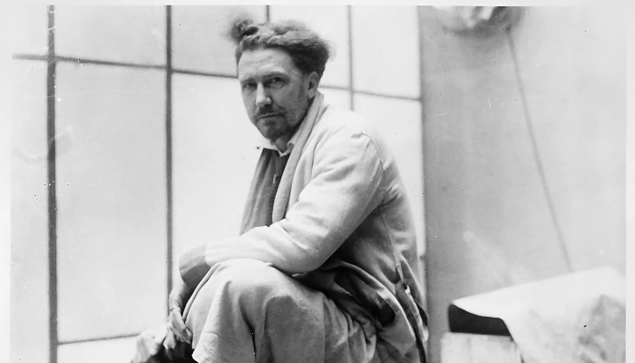 How Did Ezra Pound Shape Twentieth-Century Poetic Movements?