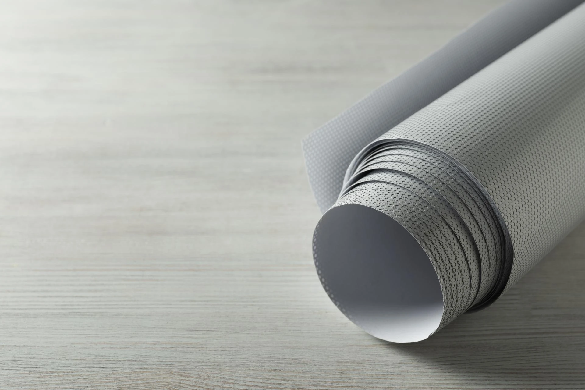 Thermal vs Cold Laminating Roll Film – Which One to Choose?