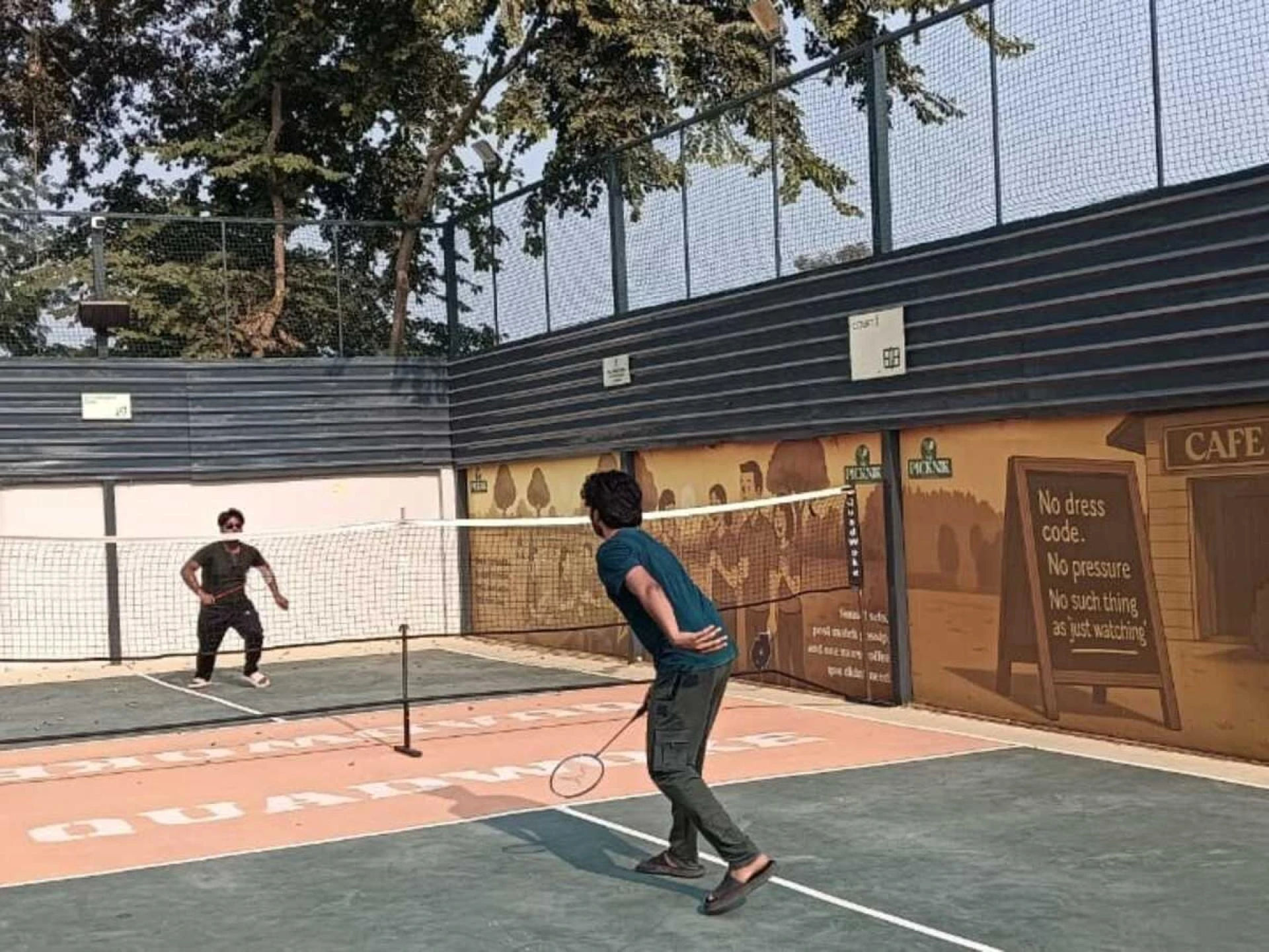 Badminton in Gomti Nagar: Stay Active and Enjoy Sports at The Picknik