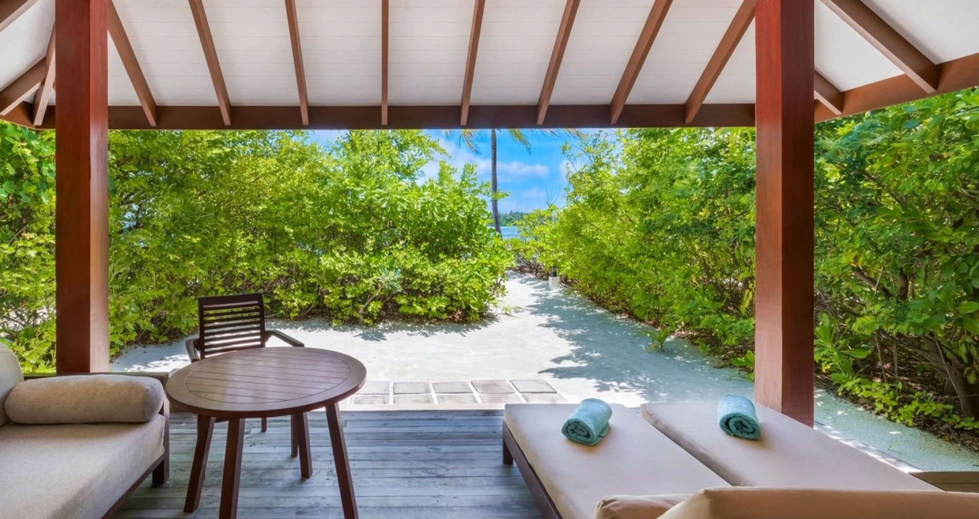 Family Beach Villas vs Overwater Villas in the Maldives: Which Is Better for Kids?