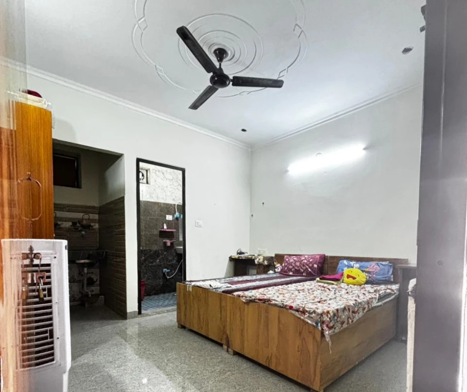 Best PG in Sector 135 Noida Near ABC Building for Boys and Girls