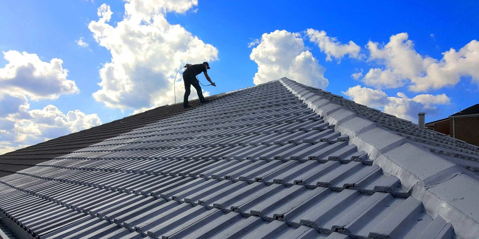 Do You Need a Roof Repair or a Roof Replacement?  Here’s How to Decide