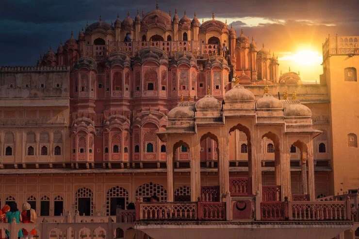 How to Cover Jaipur’s Famous Attractions in a jaipur one day tour Without Rushing